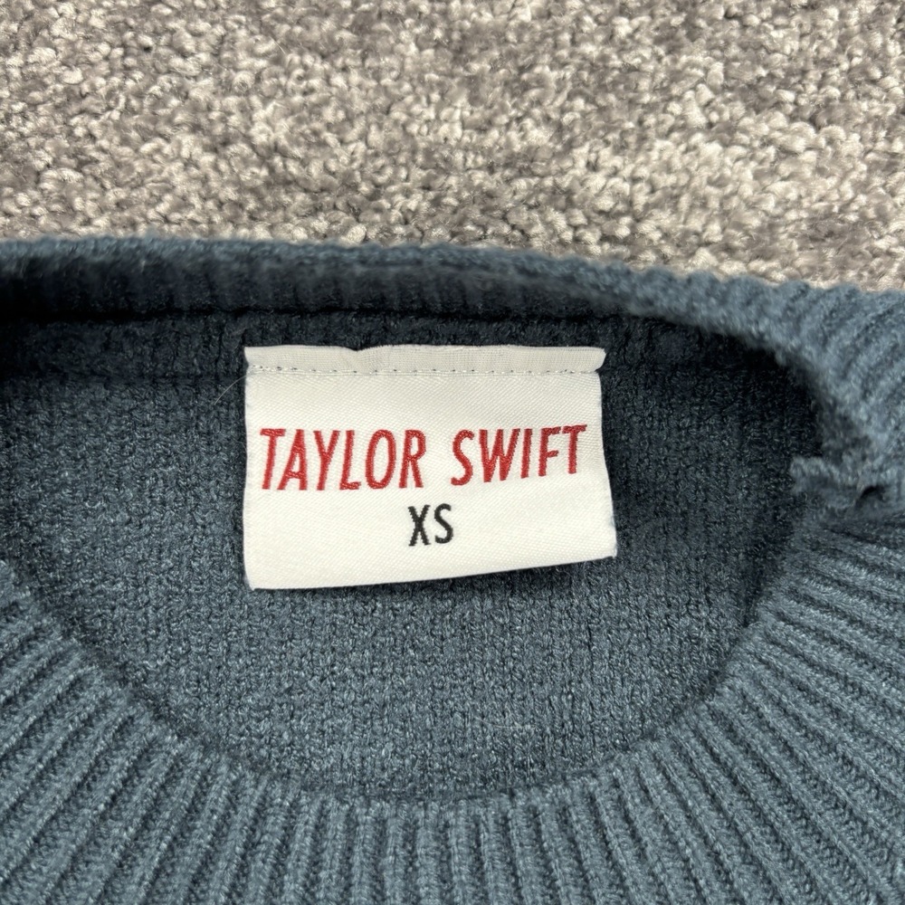 Taylor Swift Sweater Womens XS Blue Knit Pullover Argyle All Too Well Music - Picture 5 of 8